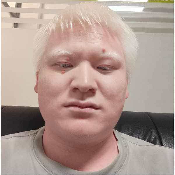 30岁岁安徽单身帅哥 - 安阳吉缘网